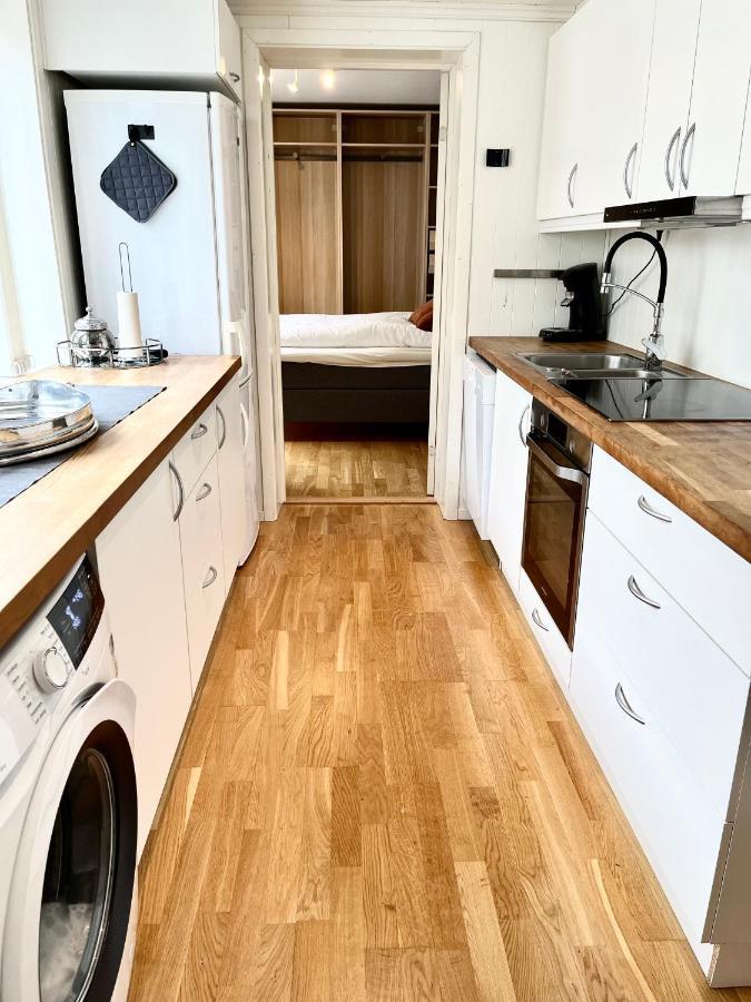 Апартаменты Fin Leilighet, Midt I Hjertet Av Kristiansund. Экстерьер фото